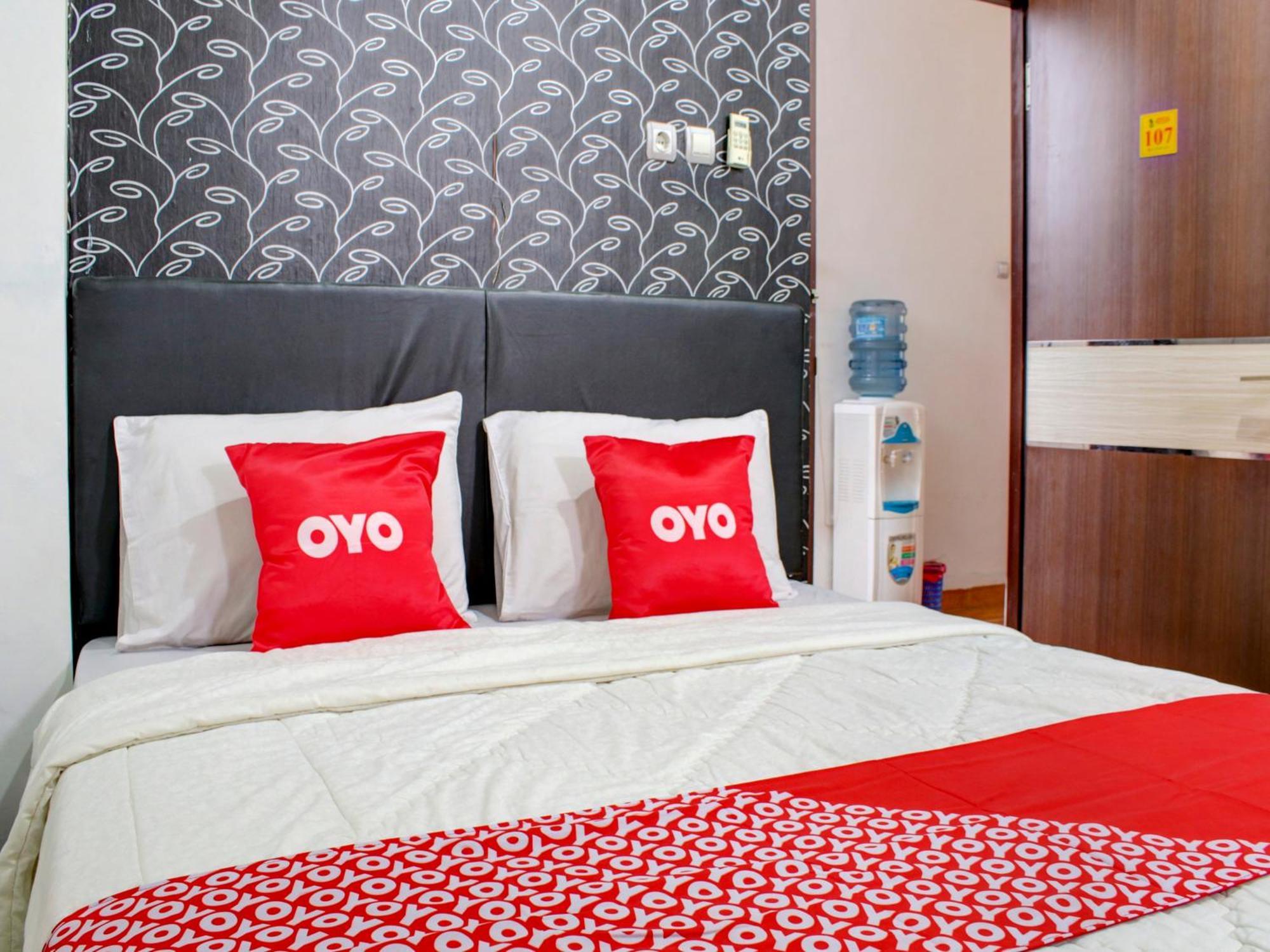 Oyo 3855 Homestay Semata Wayang Syariah Banjarbaru ภายนอก รูปภาพ